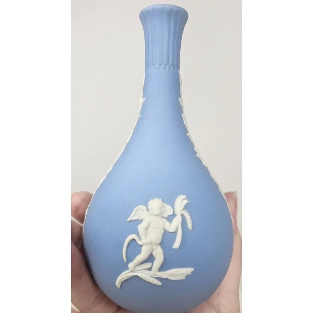 Vintage Wedgwood Blue Jasperware Bud Vase Cherubs 5.25